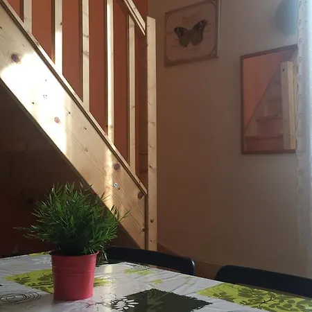 Athena Holidays Apartment *